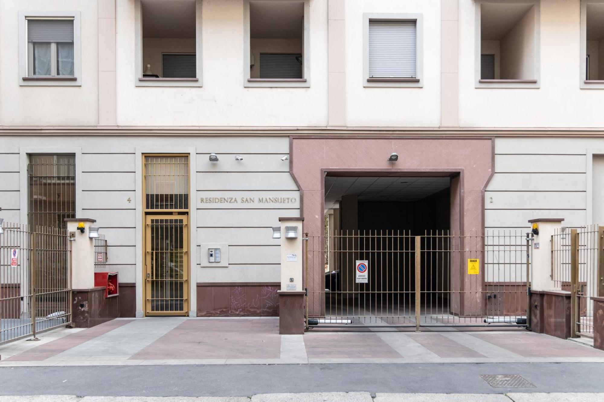 Bocconi'S Nest - Close To Duomo With Terrace Milán Exterior foto