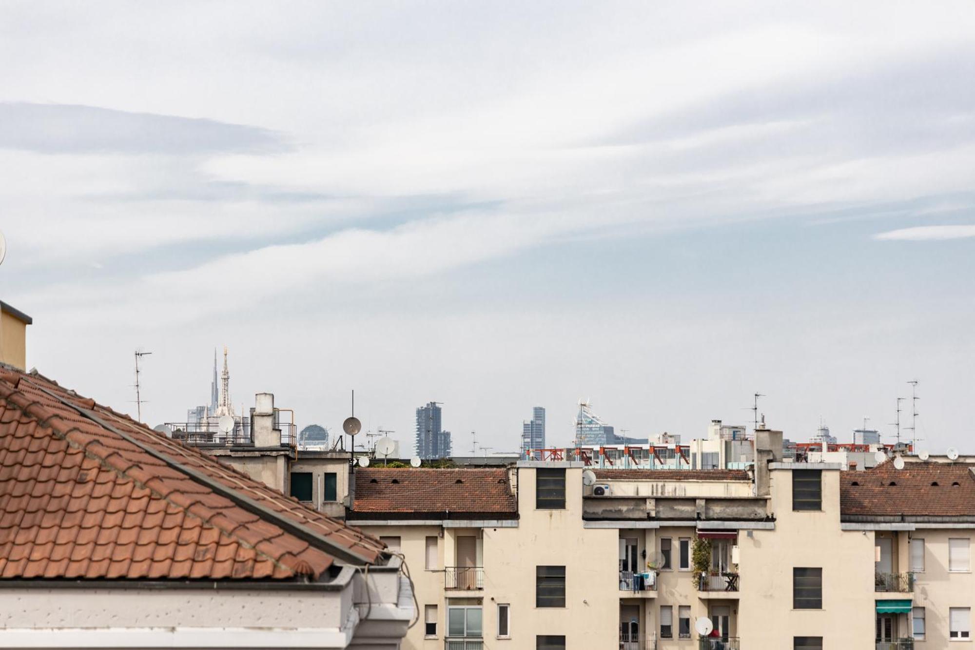 Bocconi'S Nest - Close To Duomo With Terrace Milán Exterior foto